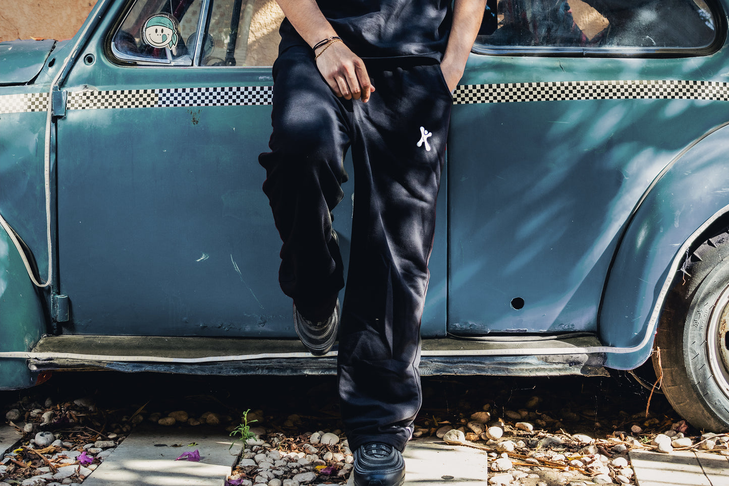 BLACK Lowkey Pants - UNISEX